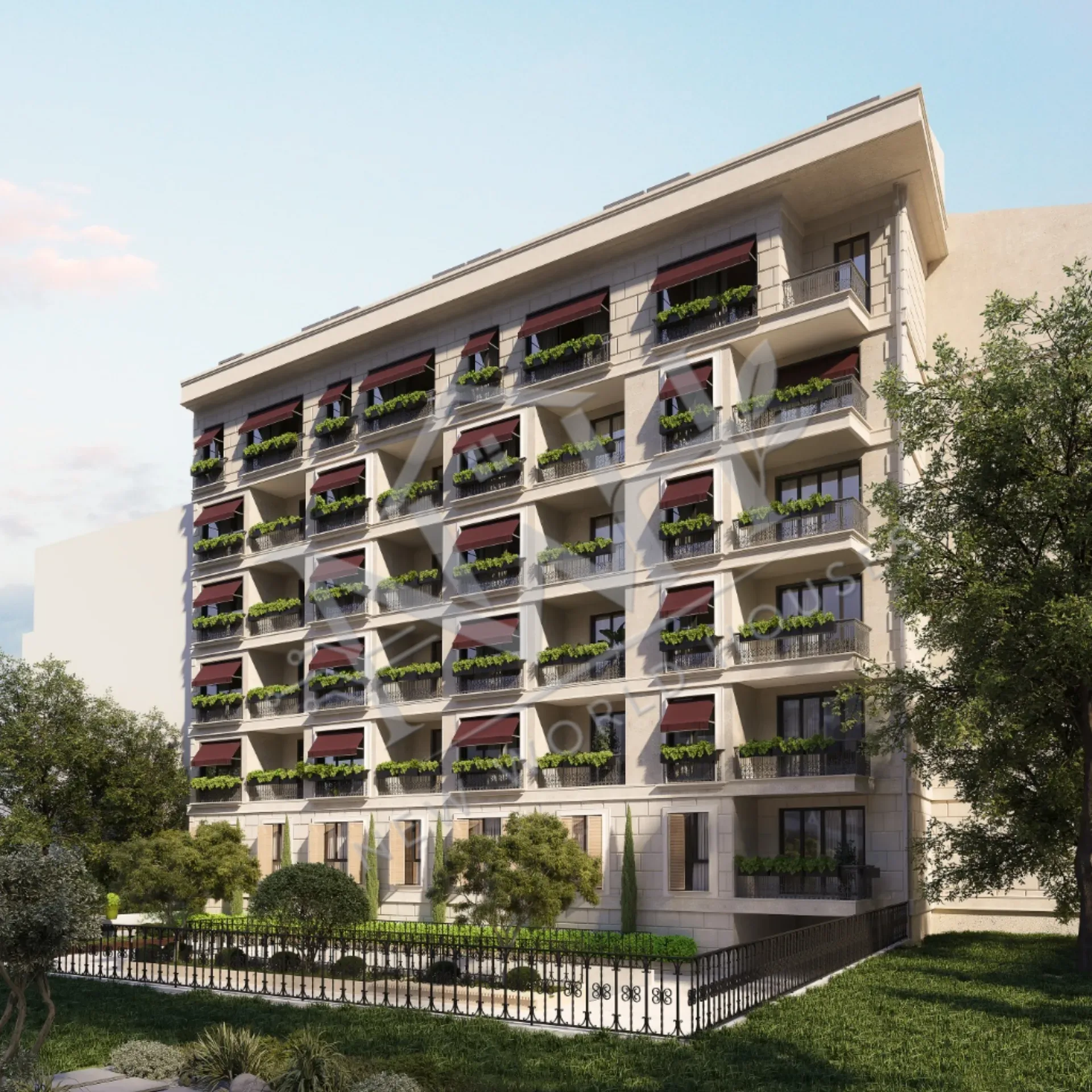 Luxury Flats with Golden Horn Views for Sale in the Magnificent Golden Palace Golden Horn Project