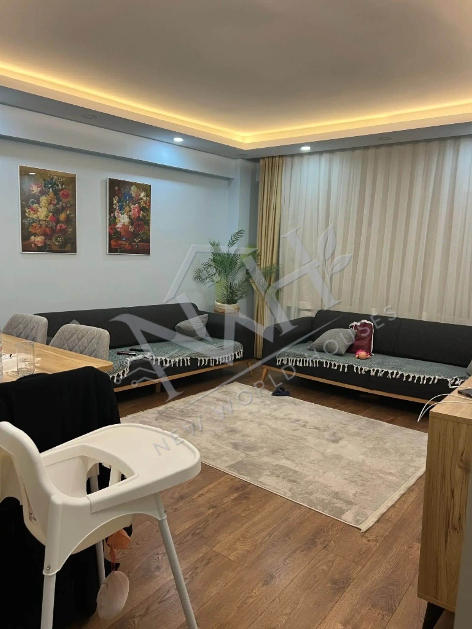 Apartment for Sale 1 Minute Away Beyoğlu Metrobus