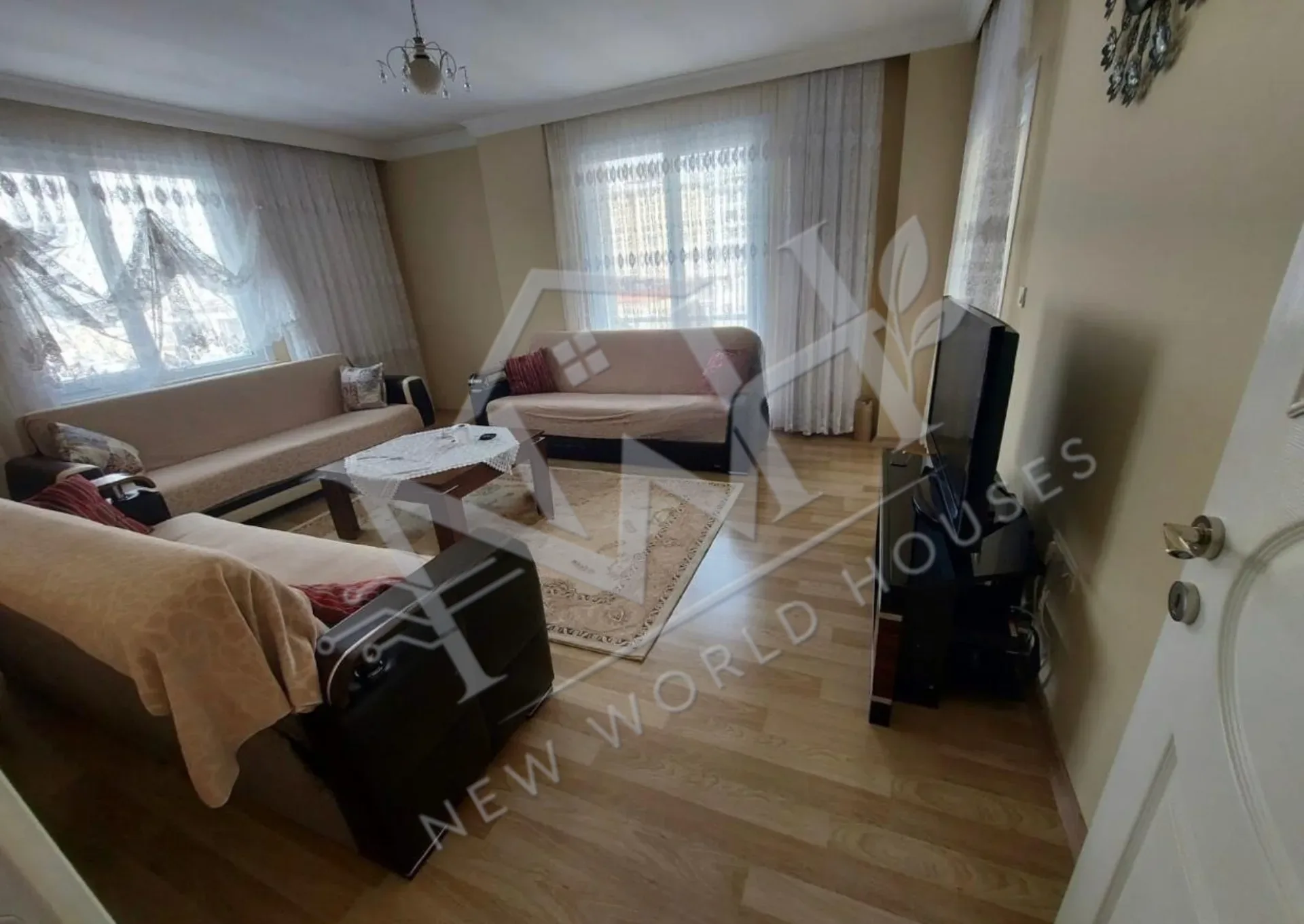 2+1 Apartment for Sale in Central Location in Pendik
