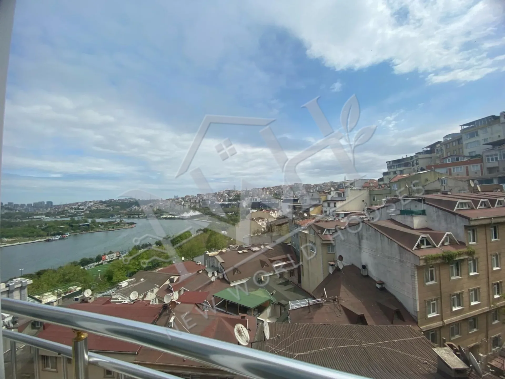 Apartment for Sale with Magnificent Sea View in Beyoğlu Sütlüce