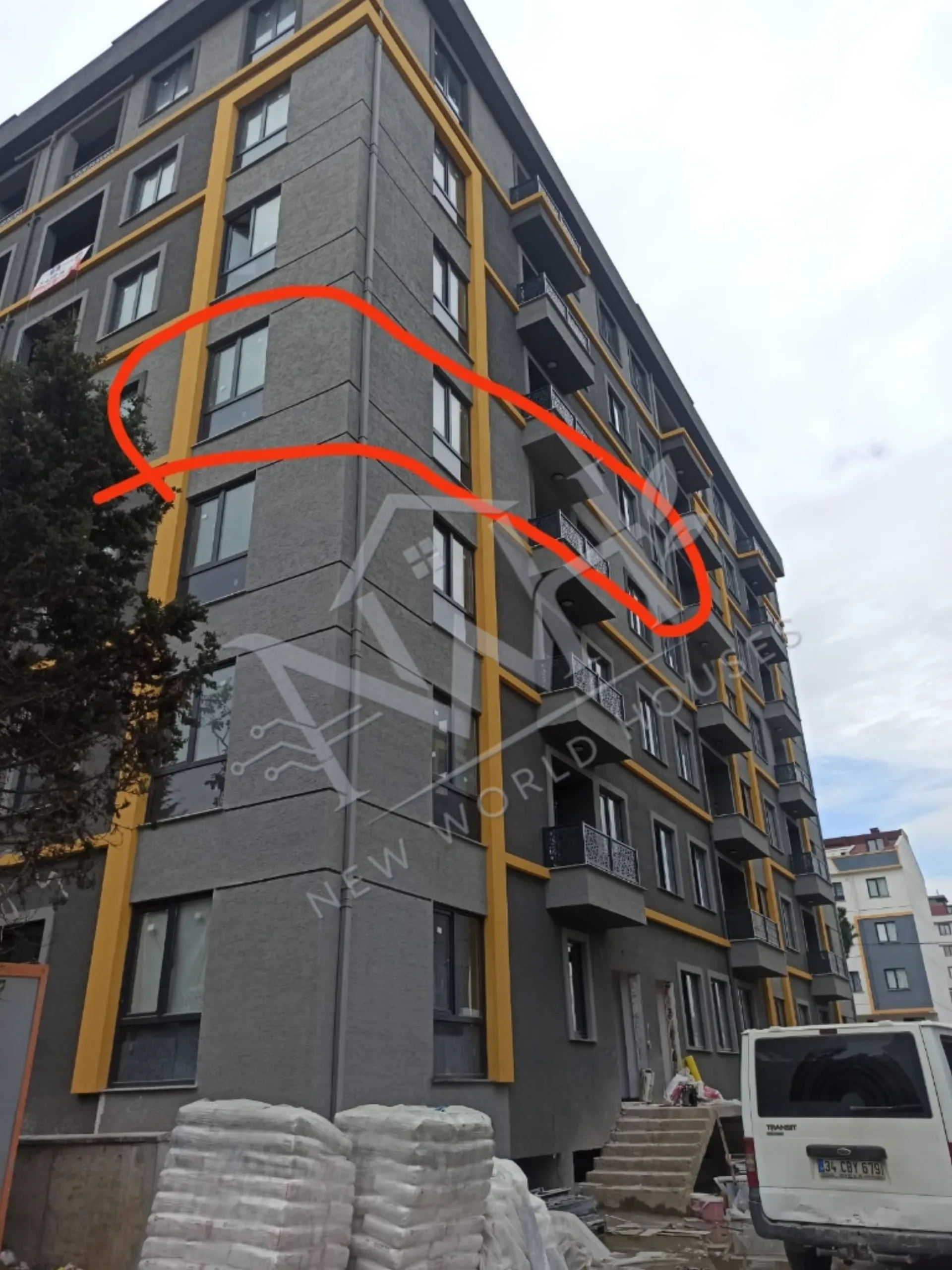 3+1 Apartment for Sale in a Complex with a Pool