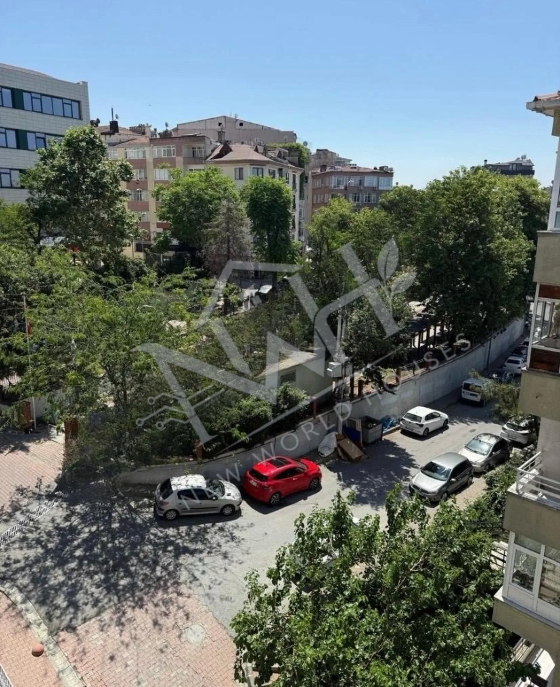 2+1 APARTMENT FOR SALE IN BEŞİKTAŞ WITH OPEN PARKING