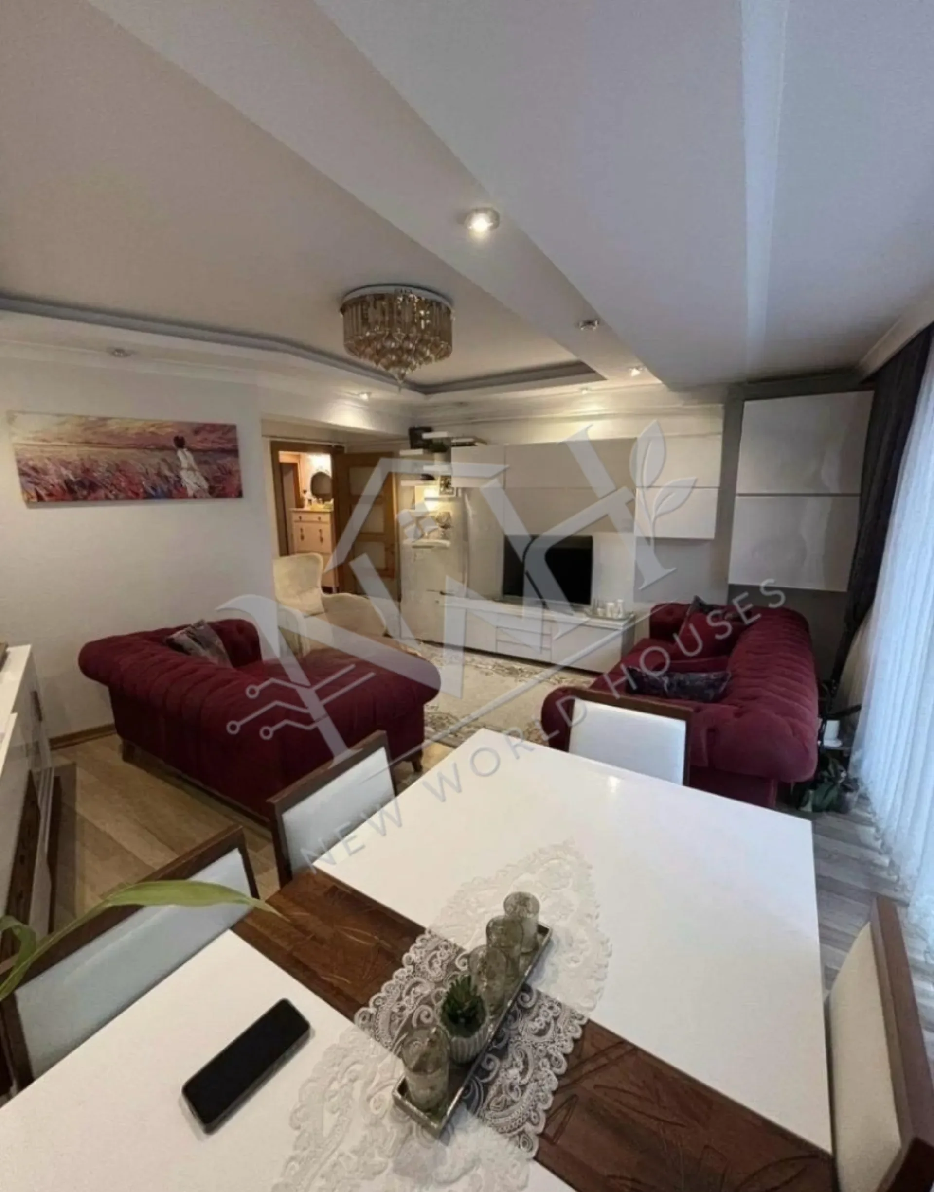 2+1 APARTMENT FOR SALE WITH EN-SUITE BATHROOM IN A GATED COMMUNITY IN KAĞITHANE