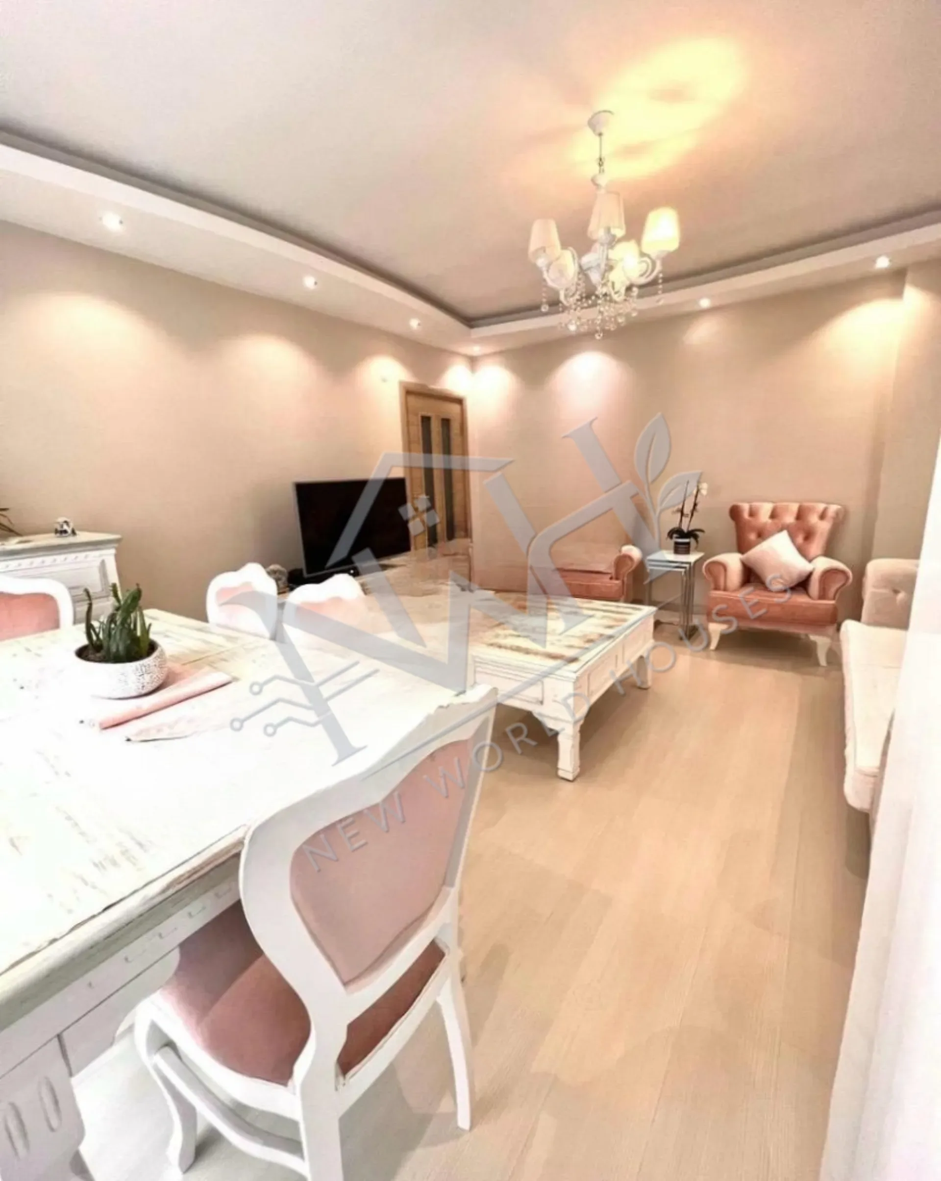 2+1 APARTMENT FOR SALE IN A BOUTIQUE COMPLEX WITH A SWIMMING POOL IN BEYLİKDÜZÜ.
