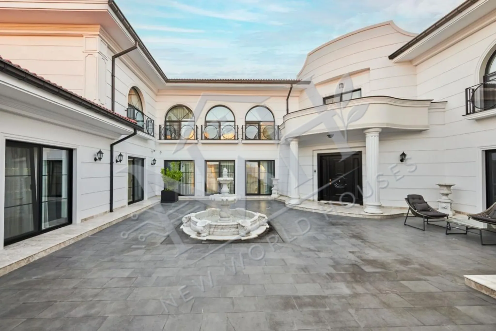 Prestigious 7+2 Detached Villa with Private Pool in Büyükçekmece, Istanbul