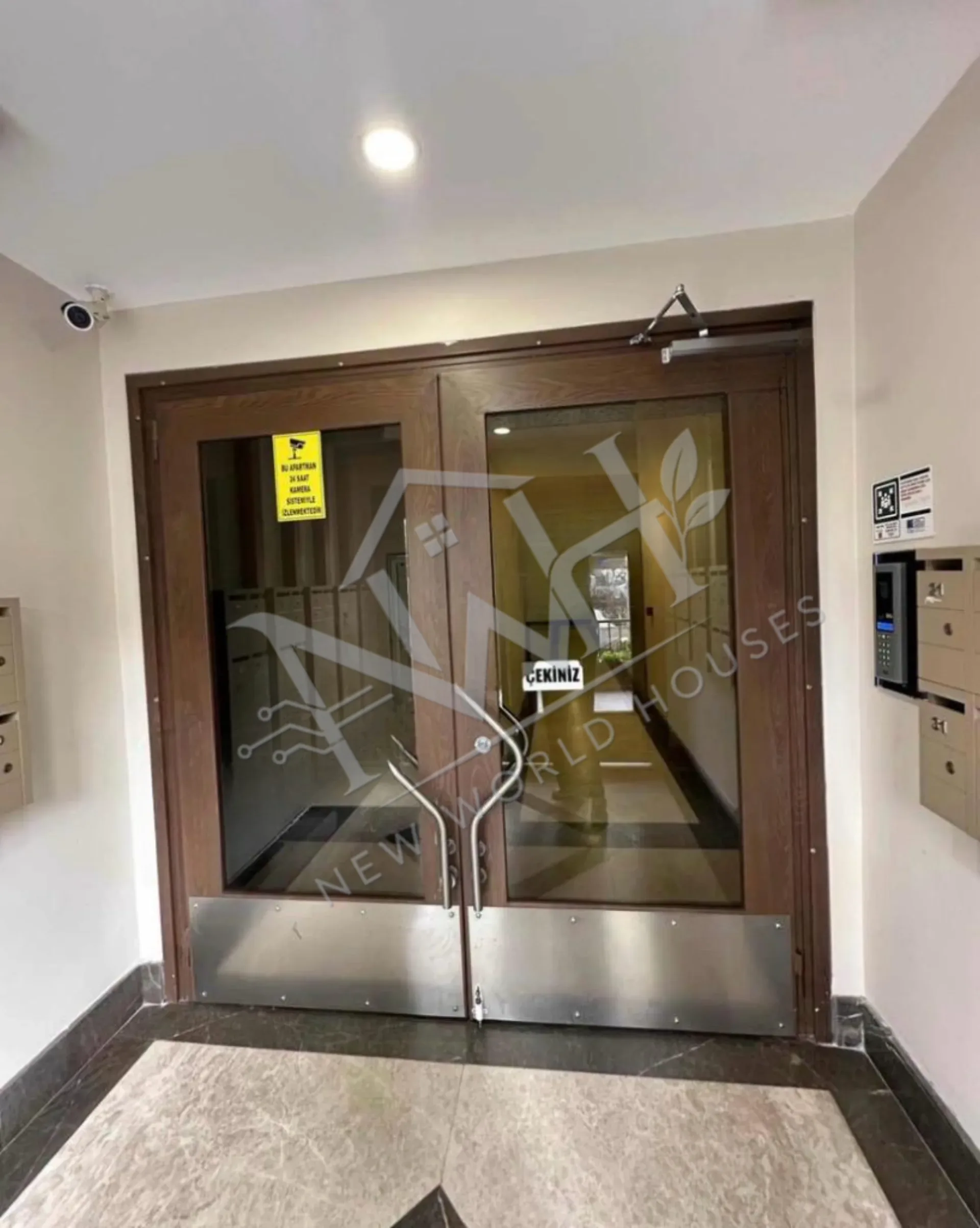 2+1 APARTMENT FOR SALE IN KADIKÖY WITH PARK VIEW – CENTRAL LOCATION |