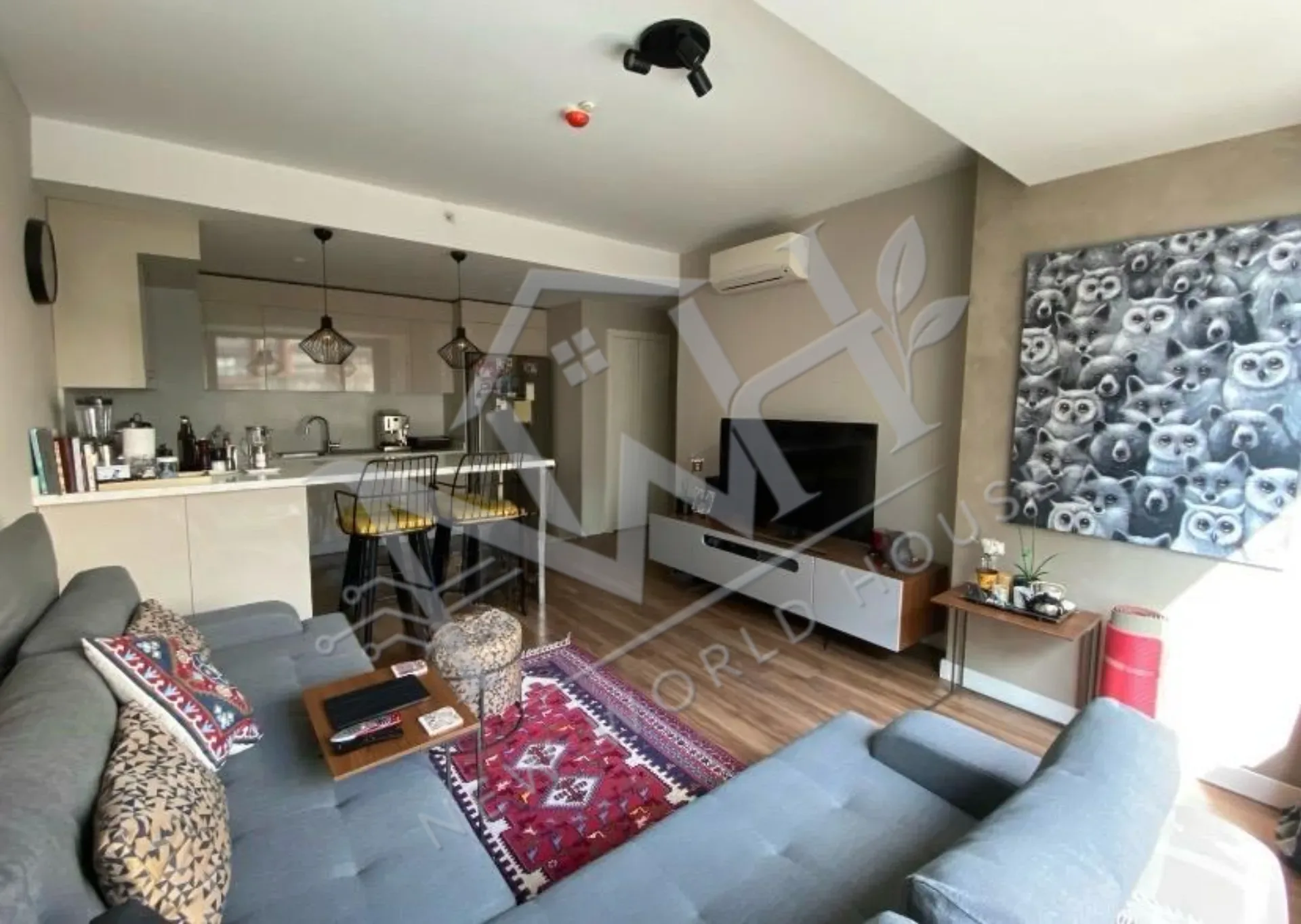 ZEYTINBURNU POOL VIEW 2+1 LUXURY APARTMENT