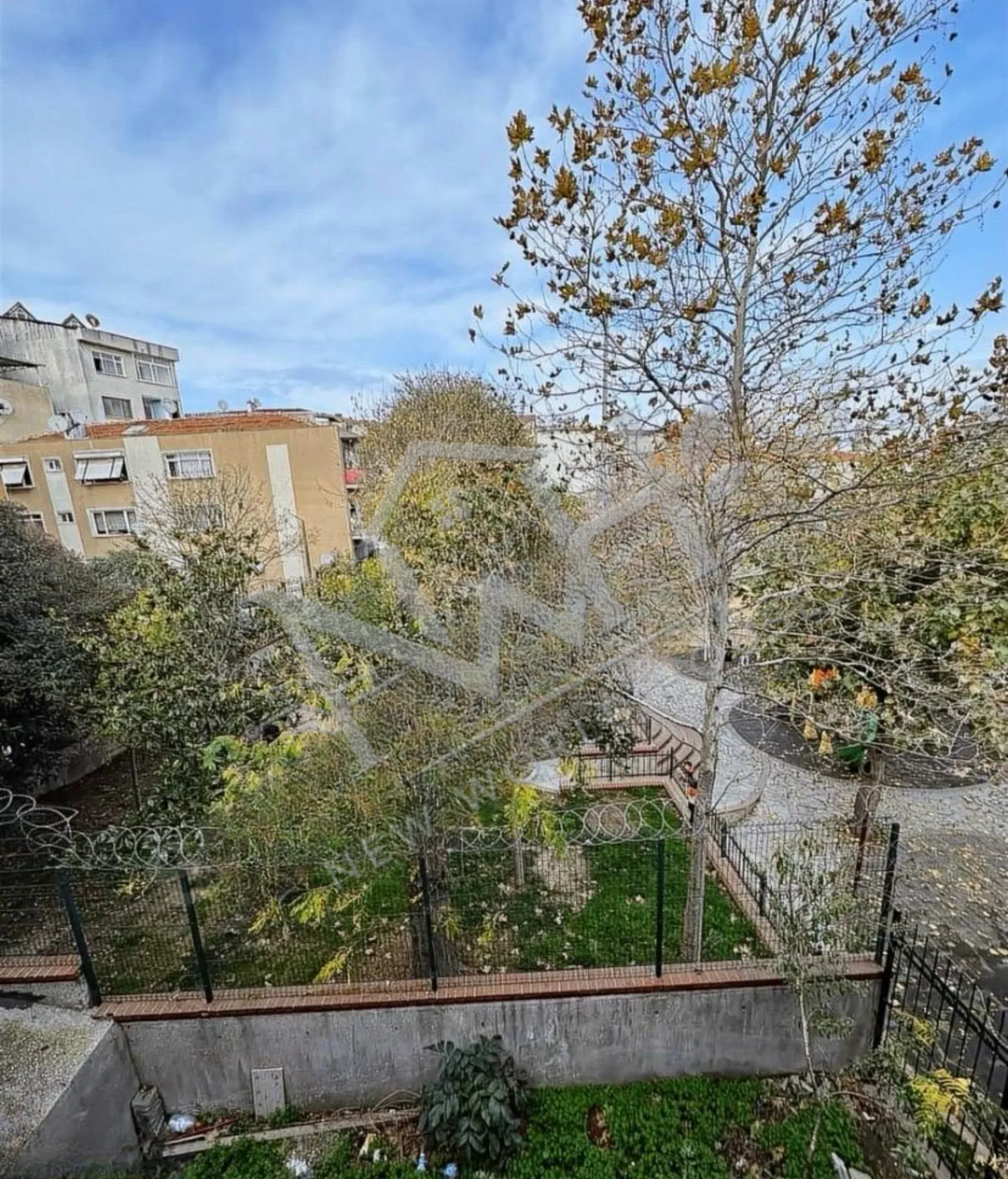 WHOLE BUILDING FOR SALE IN BEYOĞLU – 5 FLOORS | HIGH RENTAL INCOME | PRIME LOCATION