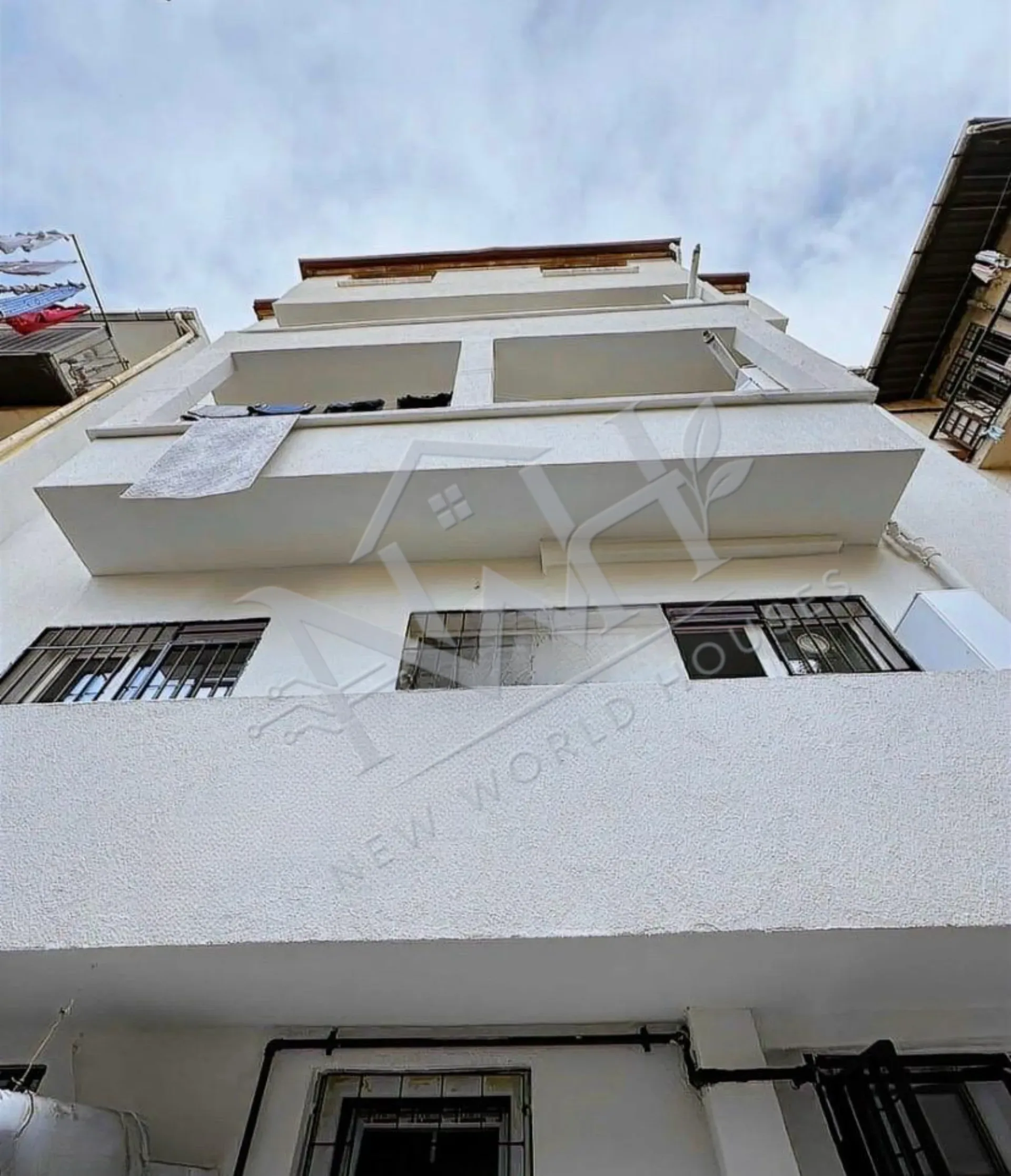 WHOLE BUILDING FOR SALE IN BEYOĞLU – 5 FLOORS | HIGH RENTAL INCOME | PRIME LOCATION