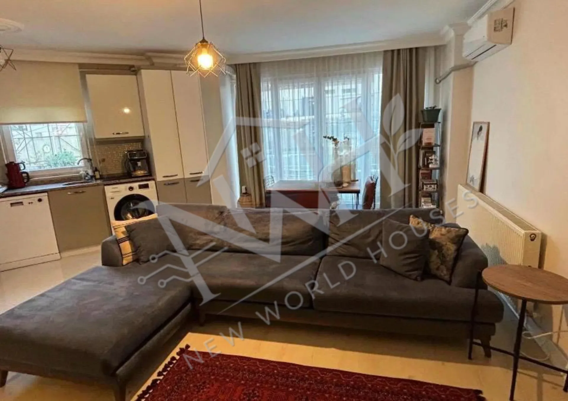 CENTRAL & INVESTMENT-FRIENDLY 2+1 APARTMENT IN BEYOĞLU