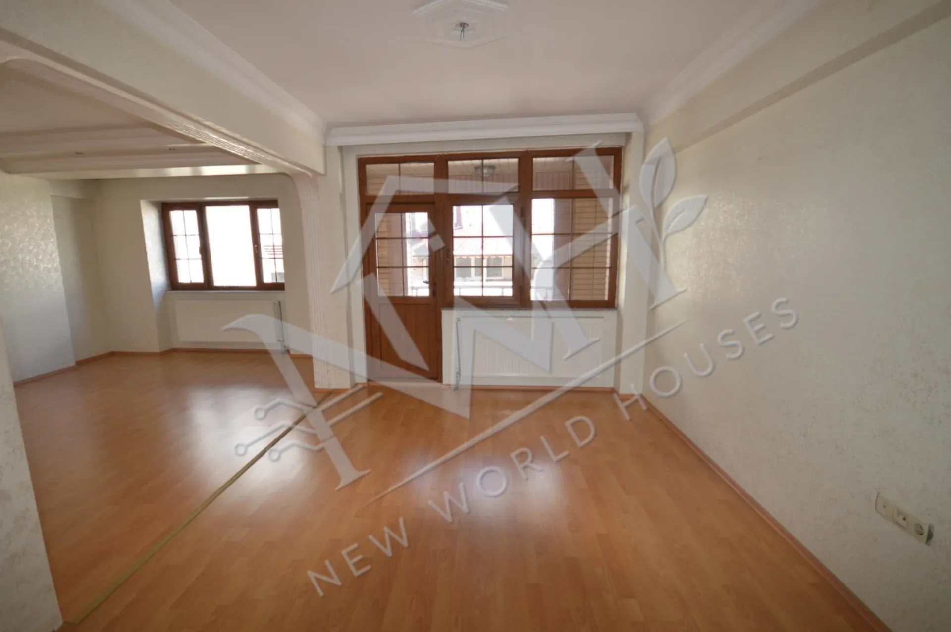 SPACIOUS & FUNCTIONAL 6+1 DUPLEX APARTMENT IN GAZIOSMANPASA.