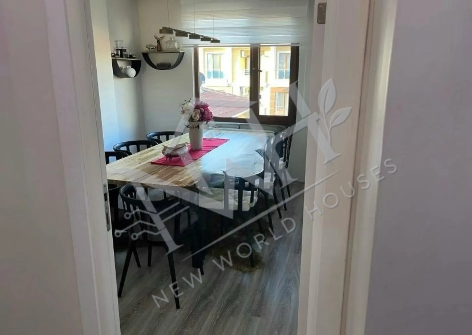 LUXURY 5+1 DUPLEX APARTMENT FOR SALE IN BAHÇELİEVLER, ISTANBUL – INVESTMENT OPPORTUNITY