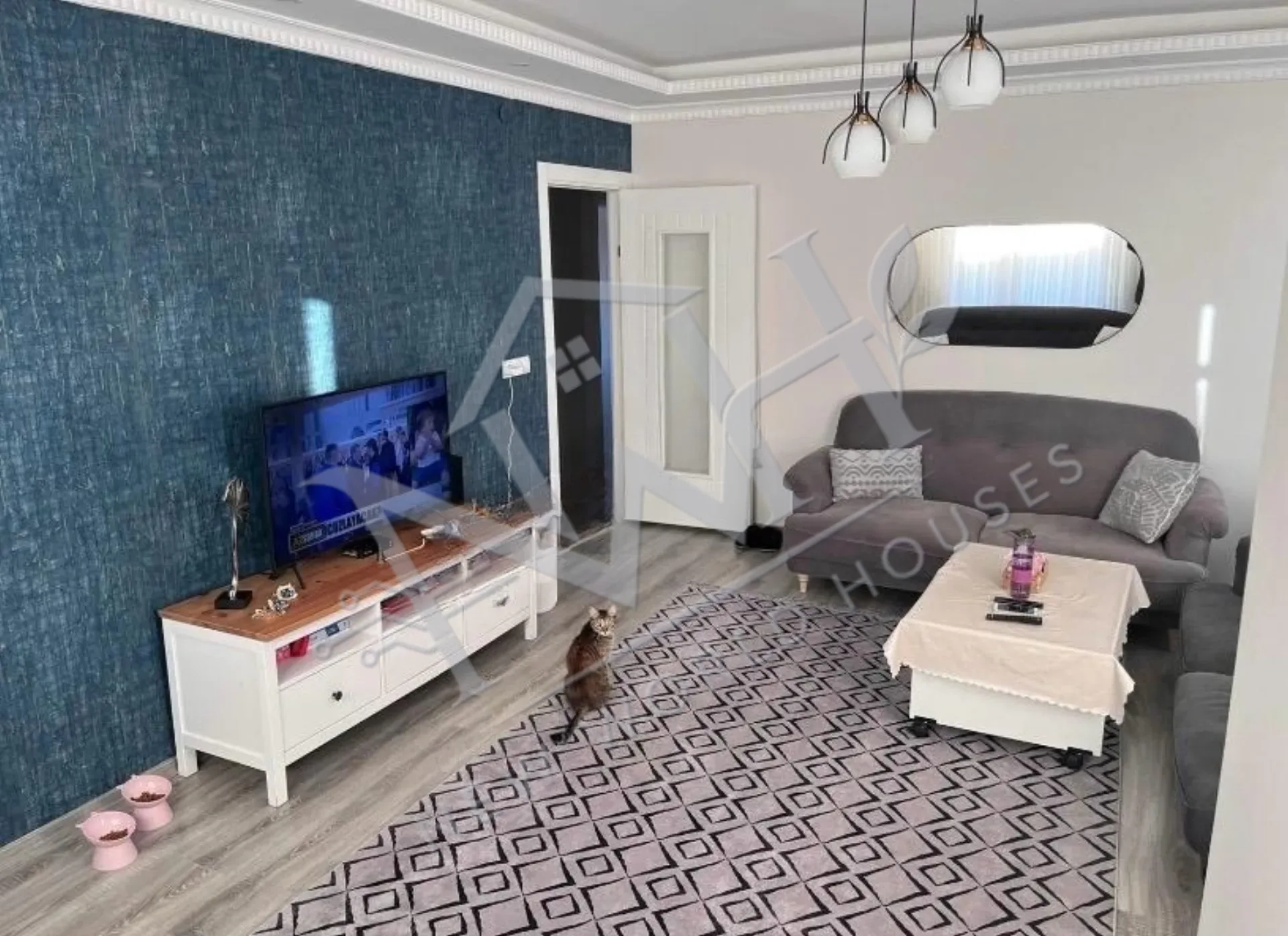 LUXURY 5+1 DUPLEX APARTMENT FOR SALE IN BAHÇELİEVLER, ISTANBUL – INVESTMENT OPPORTUNITY