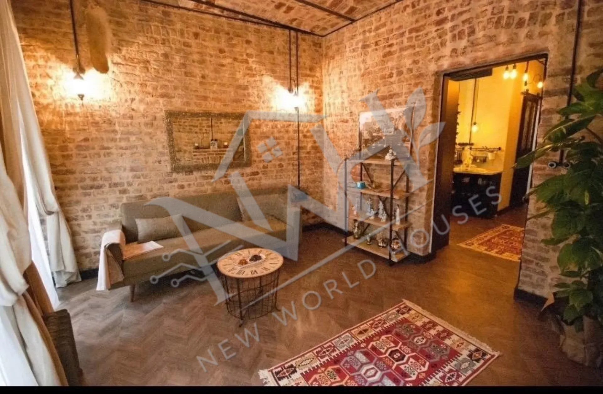 HISTORIC 1+1 APARTMENT IN THE HEART OF BEYOGLU – PRIME INVESTMENT OPPORTUNITY