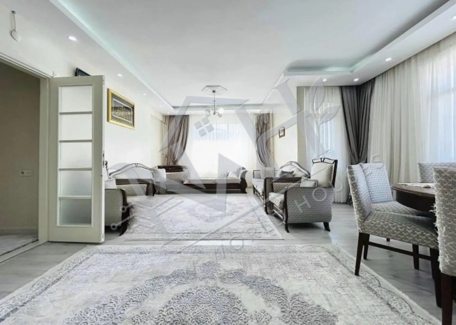 SPACIOUS 3+1 APARTMENT IN CENTRAL BAHÇELİEVLER – IDEAL FOR FAMILY LIVING & INVESTMENT