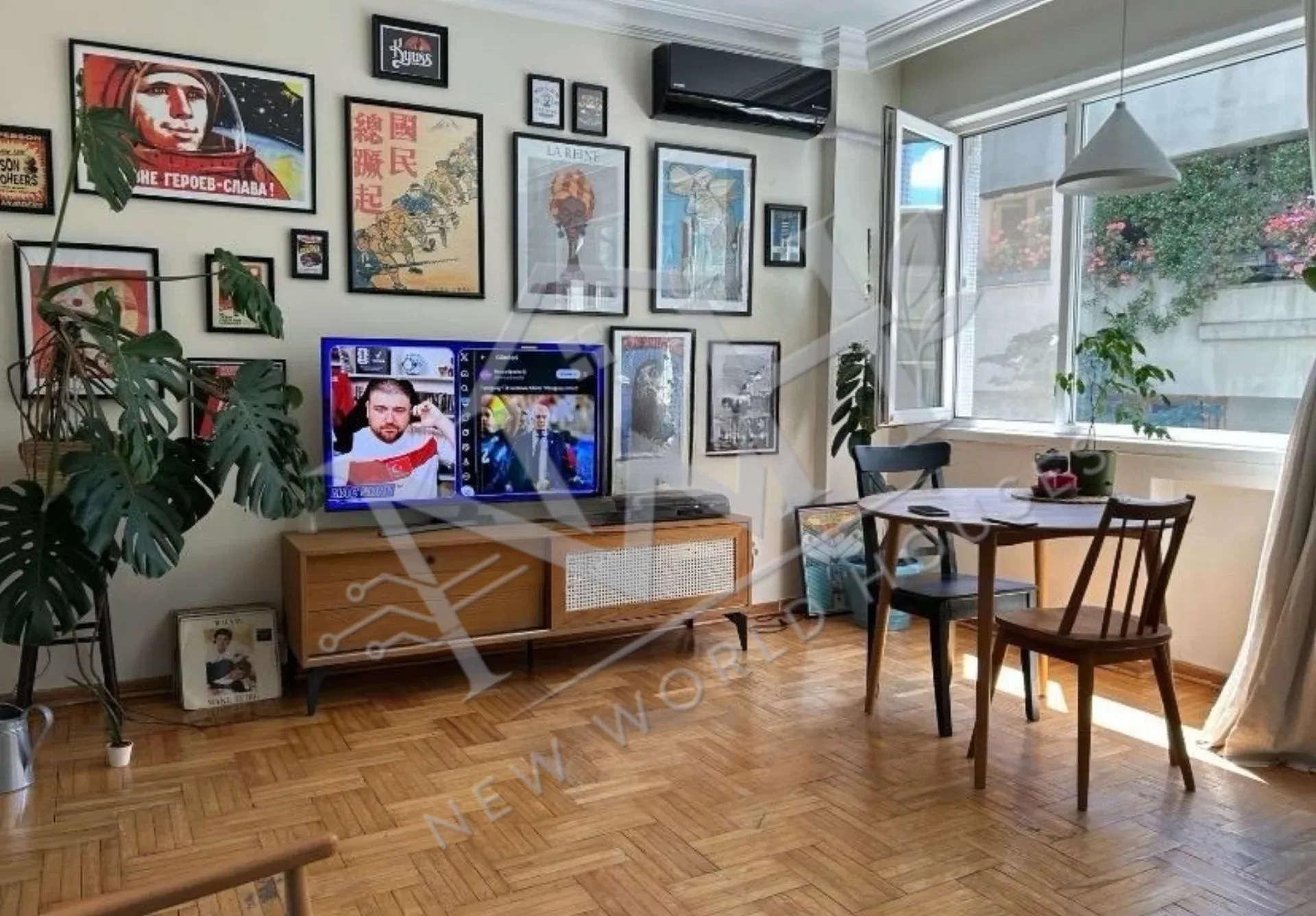MODERN 2+1 APARTMENT WITH BALCONY IN THE HEART OF BOMONTI