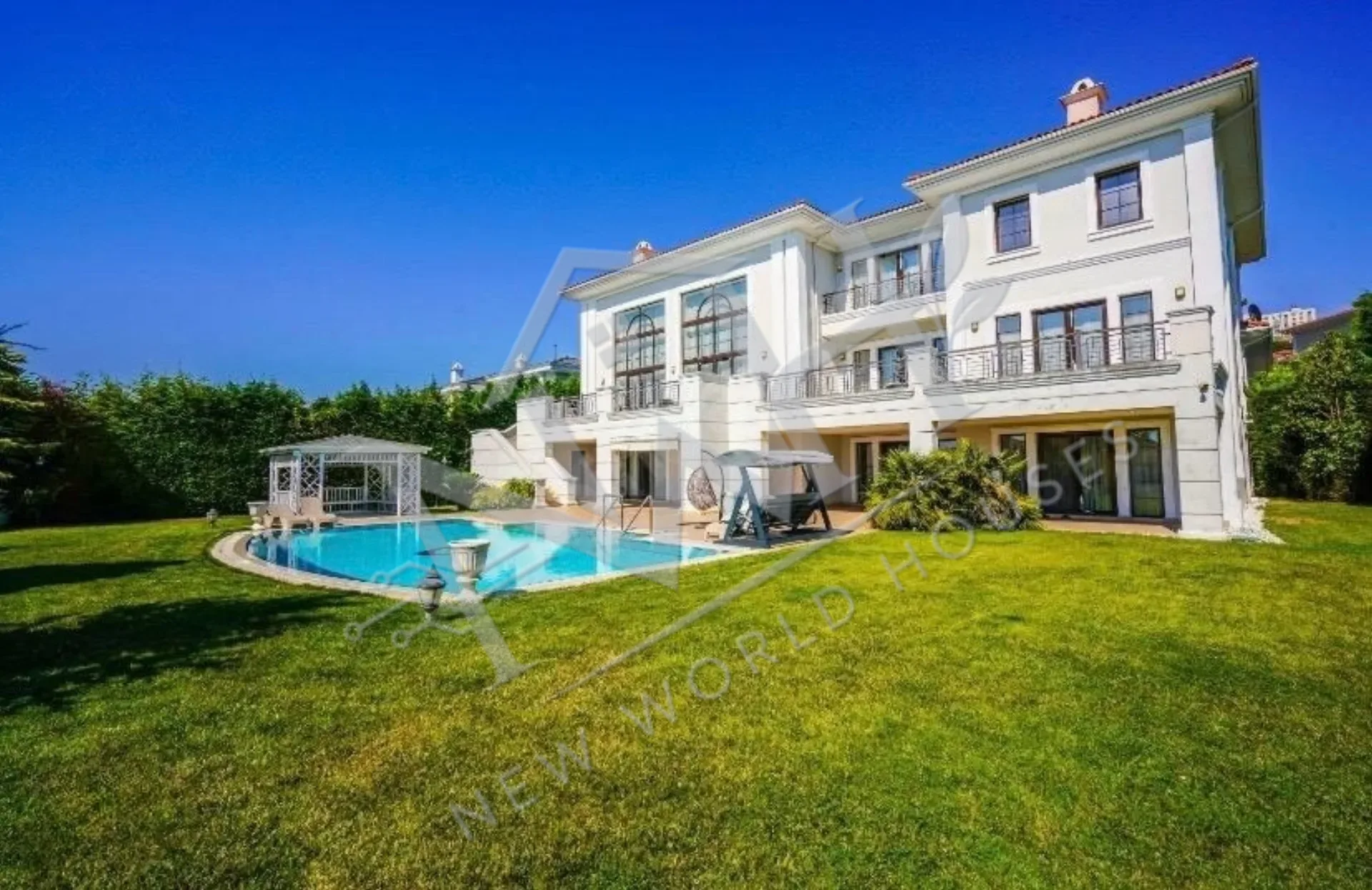 EXCLUSIVE TUSCANY MANSION IN PELICAN HILL – ULTRA LUXURY PRIVATE ESTATE