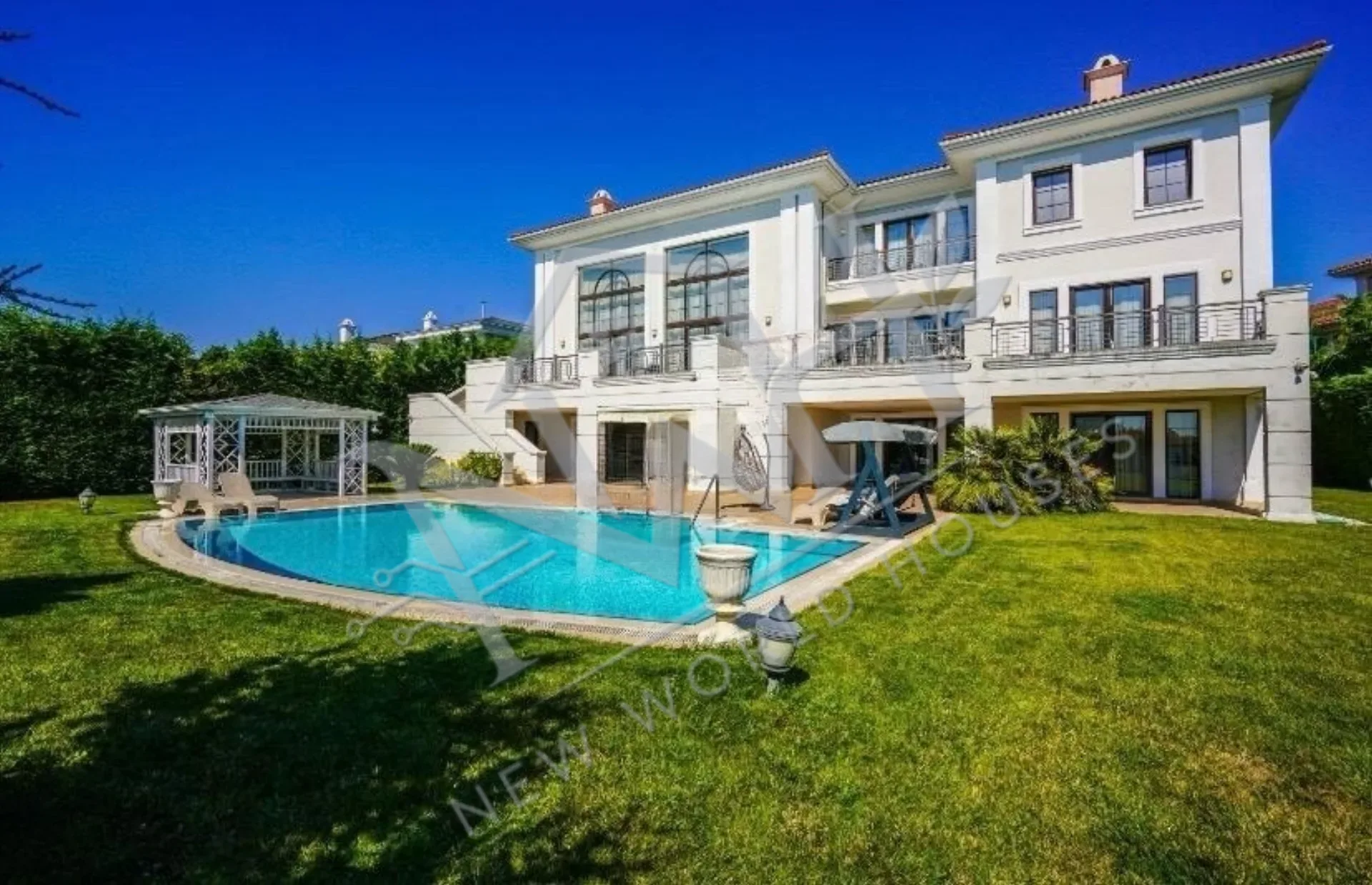 EXCLUSIVE TUSCANY MANSION IN PELICAN HILL – ULTRA LUXURY PRIVATE ESTATE