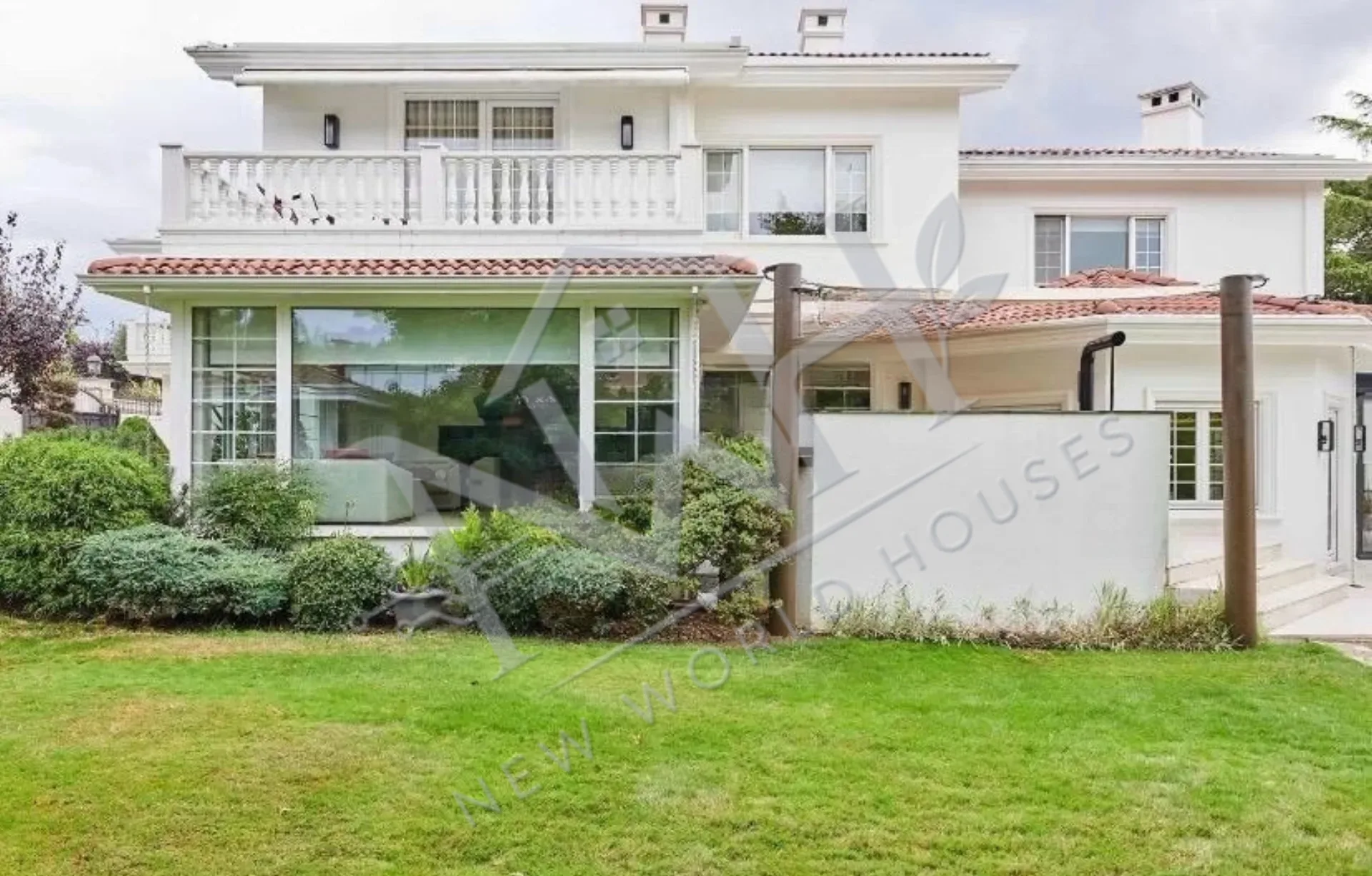 FULLY RENOVATED LUXURY KOZA MANSION IN ZEKERİYAKÖY – PRIVATE ESTATE WITH GUEST HOUSE