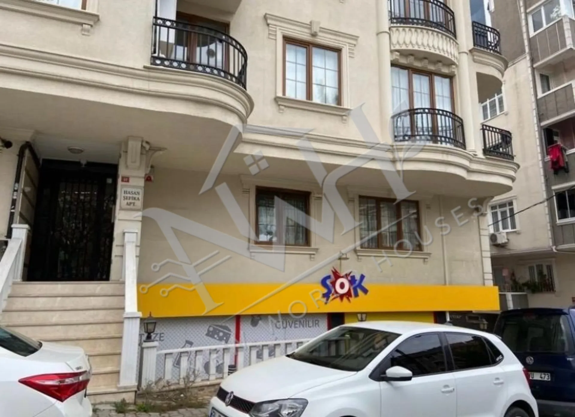 Modern 3+1 Apartment with Parking | Prime Location | Move-in Ready