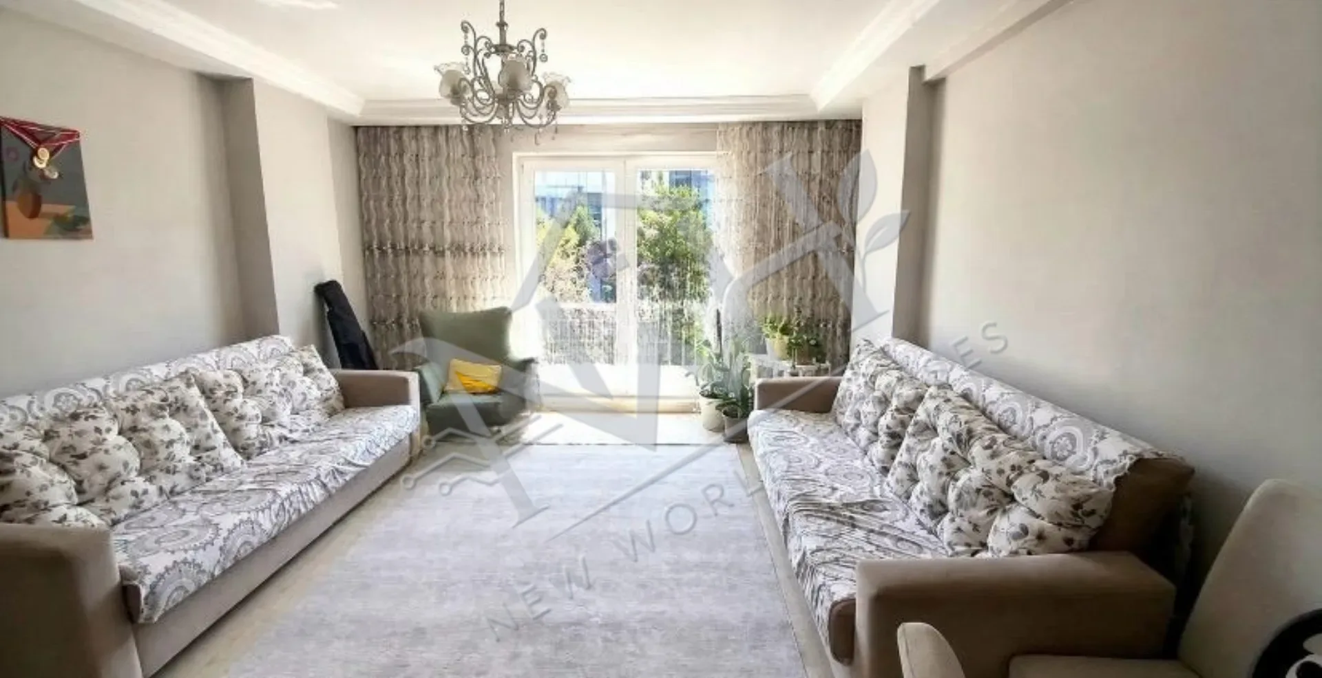 Spacious 2-Bedroom Apartment for Sale in Kağıthane, Istanbul | 85 m² | Balcony | Near Metro