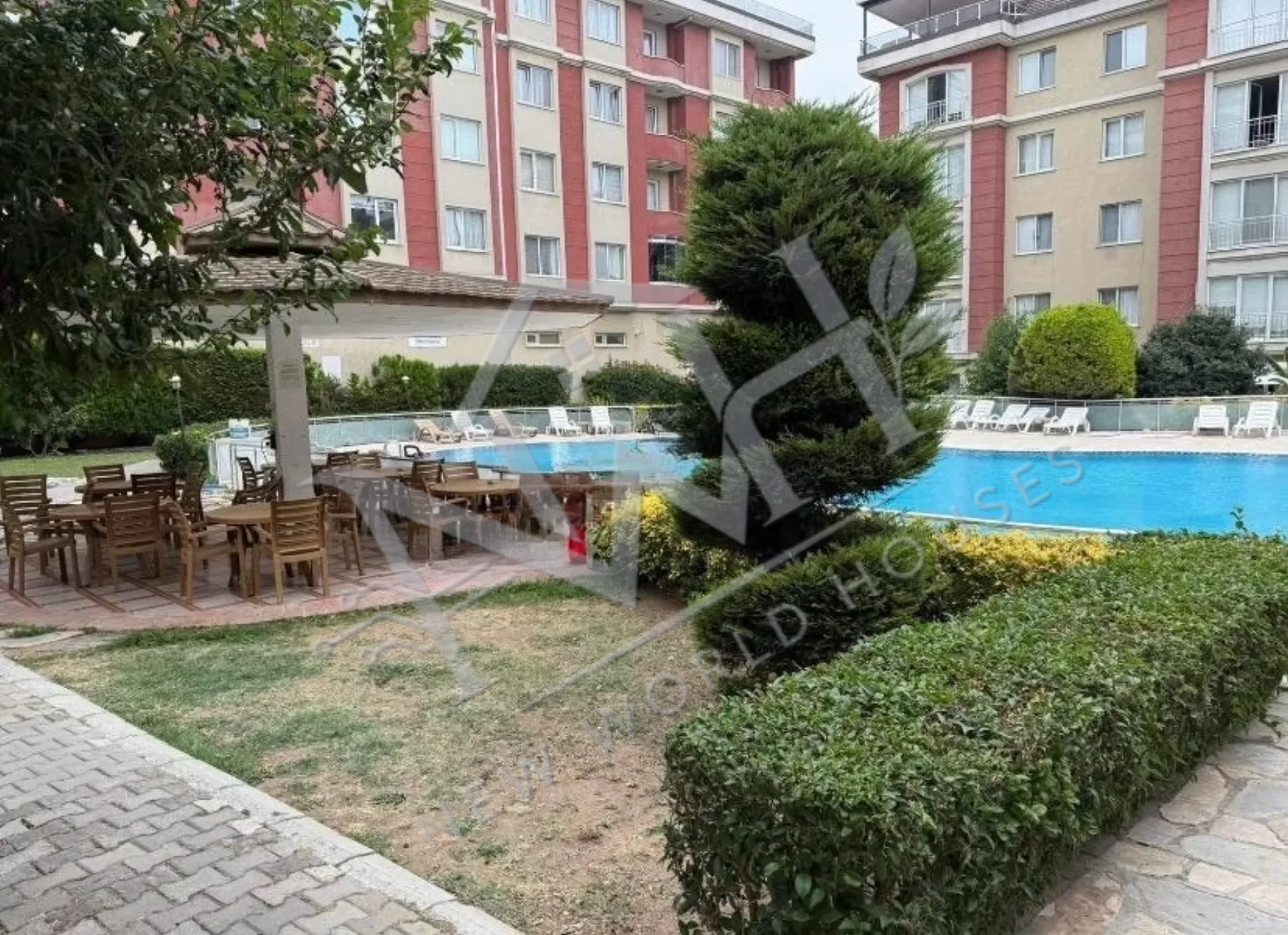 SPACIOUS 2+1 APARTMENT IN DERYAPARK RESIDENCE