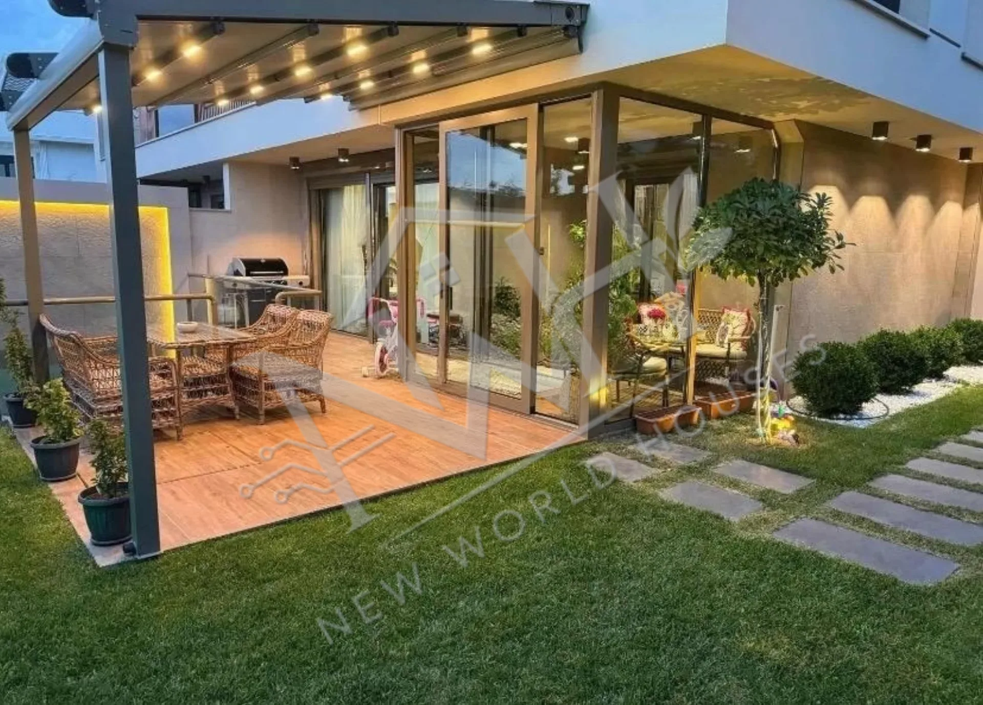 ULTRA-LUXURY 6+2 SMART VILLA | PRIVATE POOL & GARDEN
