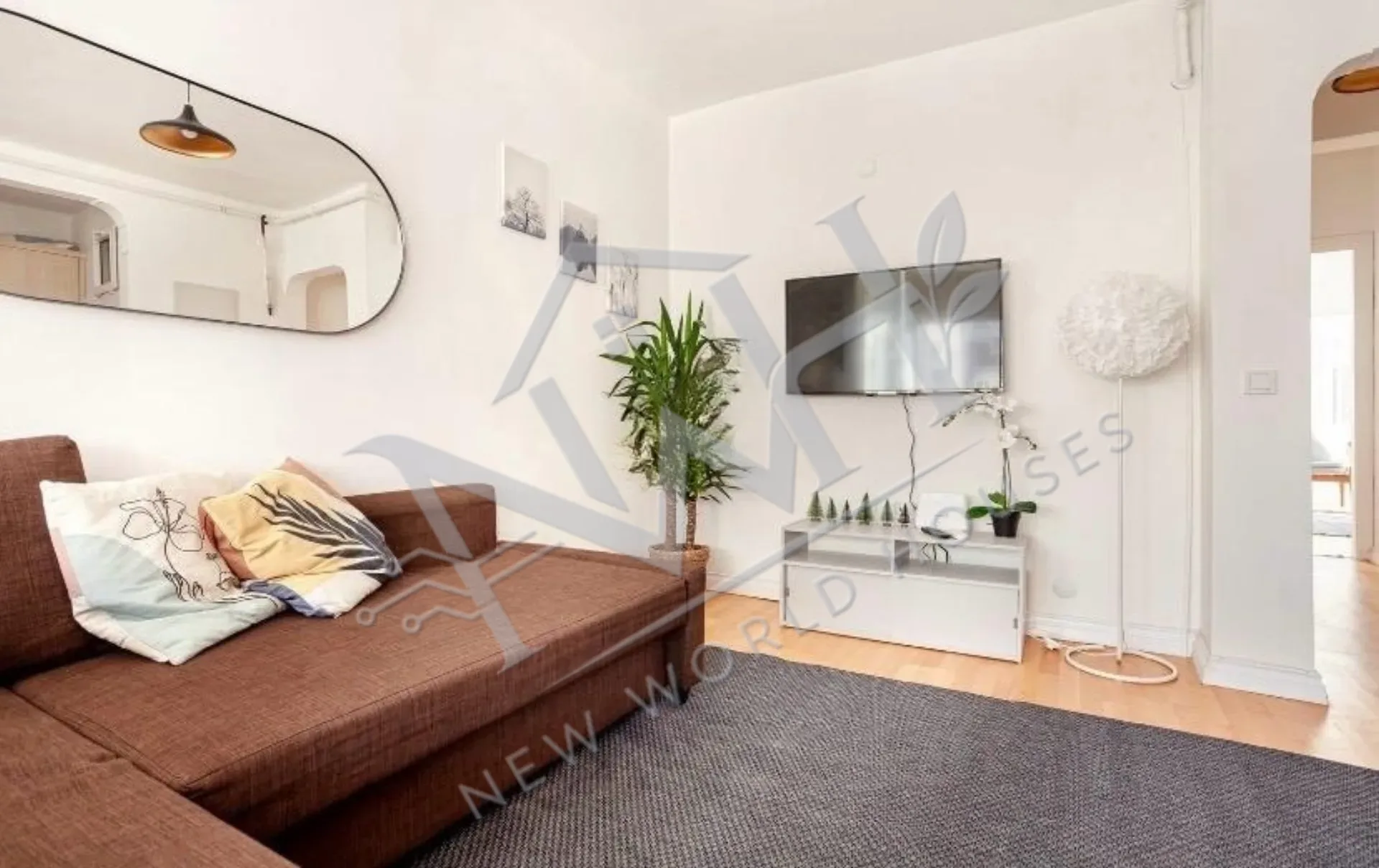 FURNISHED 1+1 WITH BOSPHORUS VIEW FOR SALE IN CİHANGİR