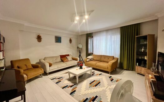 Spacious 2+1 Apartment for Sale in BeyoÄŸlu Central Location