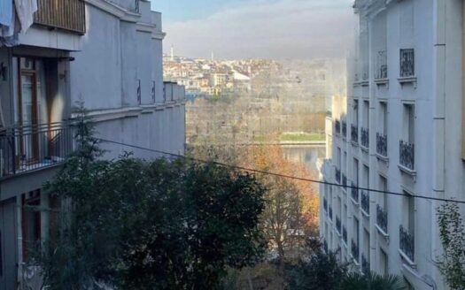 2+1 Apartment for Sale in Beyoglu Sutluce Istanbul | Parking & Central Location