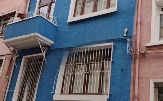 Building for Sale in Fatih Istanbul | Central Investment Property with Title Deed