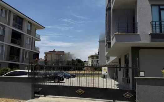 2 Bedroom Apartment for Sale in Silivri Selimpaşa | New Building Near Beach with Parking & High ROI