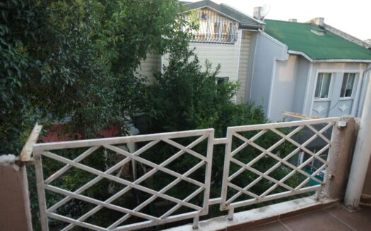 THREE-STORY CORNER VILLA FOR SALE IN BEYLİKDÜZÜ WITH SEA VIEW – PRIVATE GARDEN | INVESTMENT OPPORTUN