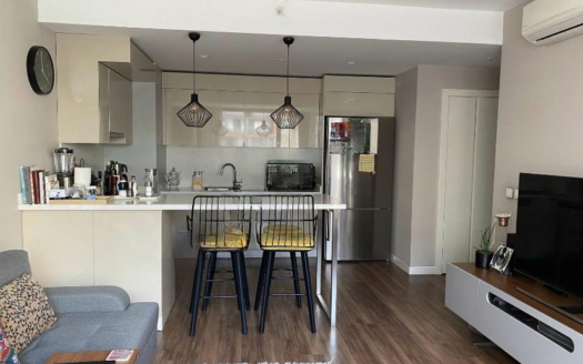 ZEYTINBURNU POOL VIEW 2+1 LUXURY APARTMENT