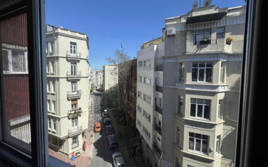 FULLY RENOVATED 2+1 APARTMENT FOR SALE IN CIHANGIR – READY TO MOVE | PRIME BEYOĞLU LOCATION