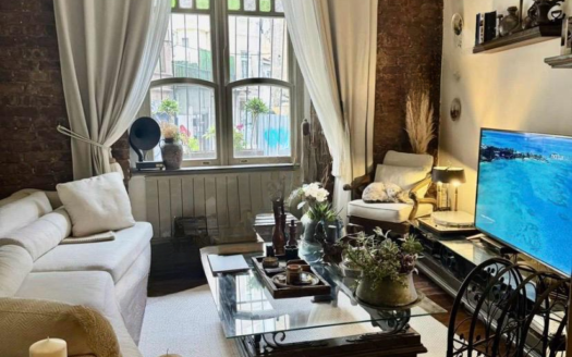 HISTORICAL 2+1 APARTMENT FOR SALE IN TAKSIM – PRIME LOCATION | HIGH INVESTMENT POTENTIAL
