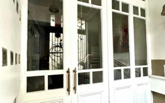 HISTORICAL 2+1 APARTMENT FOR SALE IN TAKSIM – PRIME LOCATION | HIGH INVESTMENT POTENTIAL