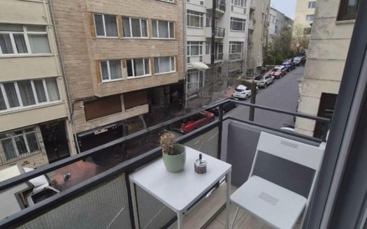 RENOVATED APARTMENT FOR SALE IN CIHANGIR – WALK TO TAKSIM & KABATAŞ | PRIME LOCATION