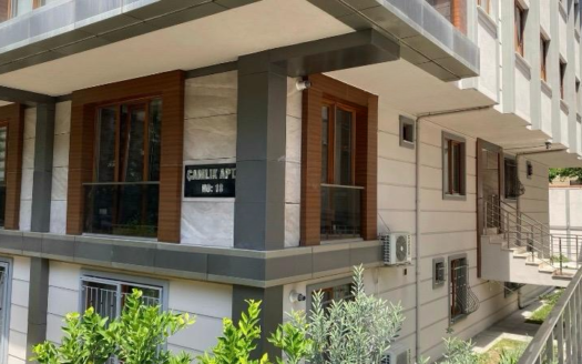 LUXURY CORNER APARTMENT FOR SALE IN BAHÇELİEVLER – PRIME CENTRAL LOCATION
