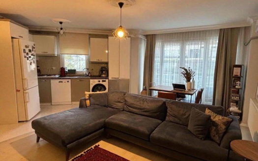 CENTRAL & INVESTMENT-FRIENDLY 2+1 APARTMENT IN BEYOĞLU