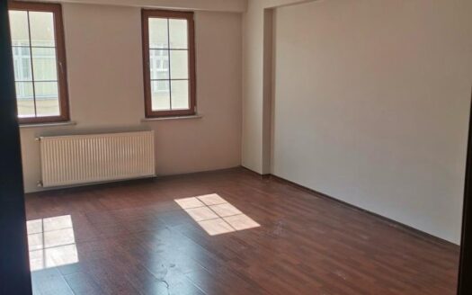 SPACIOUS 3+1 APARTMENT FOR SALE IN FATIH, ISTANBUL – IDEAL FOR FAMILY LIVING & INVESTMENT