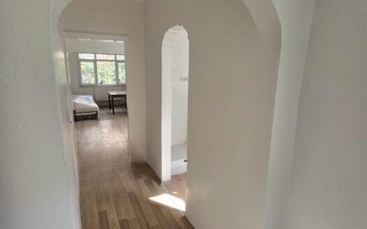 FULLY RENOVATED 2+1 APARTMENT FOR SALE IN FATIH, ISTANBUL – MOVE-IN READY & INVESTMENT OPPORTUNITY