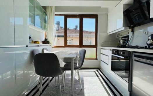 SPACIOUS 3+1 APARTMENT IN CENTRAL BAHÇELİEVLER – IDEAL FOR FAMILY LIVING & INVESTMENT