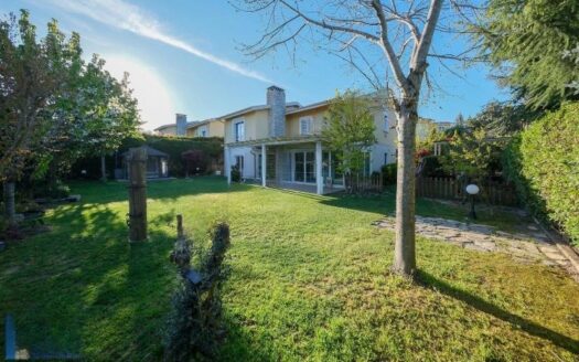 EXCLUSIVE 3+1 VILLA WITH 650 m² PRIVATE GARDEN – AKFIRAT EVLERİ