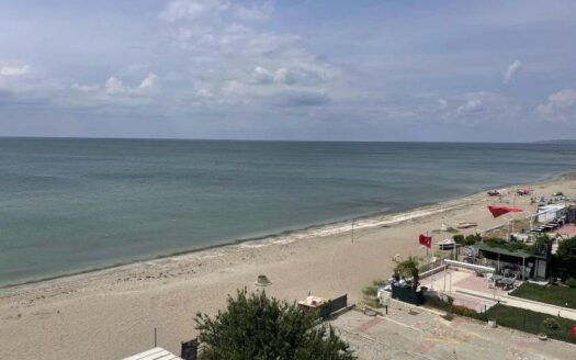 LUXURY SEAFRONT 2+1 APARTMENT – FULLY FURNISHED & MOVE-IN READY