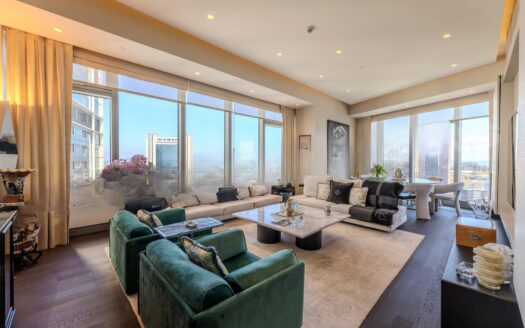 LUXURY 3.5+1 APARTMENT IN A GATED COMMUNITY IN A CENTRAL LOCATION IN SARIYER.